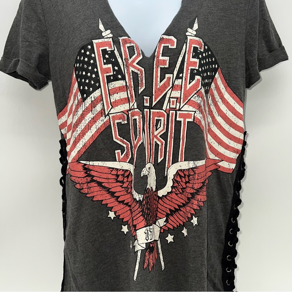 Derek Heart Patriotic Graphic Tee Laces Up The Sides- Charcoal:Crimson-Size S - Picture 4 of 9